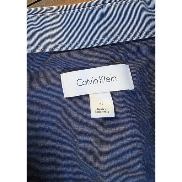 Calvin Klein Gray 100% Cotton Dress Shirt XL Horizontal Pinstripes Button Down - Picture 3 of 7